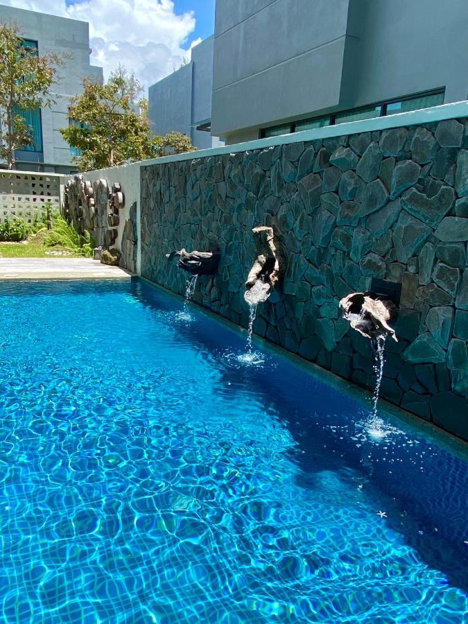 Ikiru 18 Private Saltwater Pool Villa, 3 Ensuite Br, Outdoor Bbq, 5 Mins To Beach Pantai Cenang  Luaran gambar