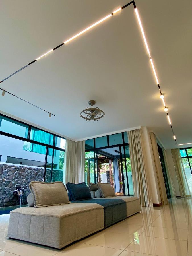 Ikiru 18 Private Saltwater Pool Villa, 3 Ensuite Br, Outdoor Bbq, 5 Mins To Beach Pantai Cenang  Luaran gambar