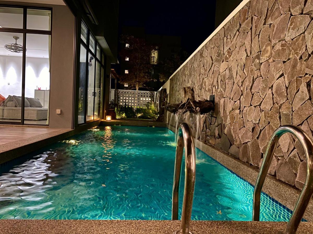 Ikiru 18 Private Saltwater Pool Villa, 3 Ensuite Br, Outdoor Bbq, 5 Mins To Beach Pantai Cenang  Luaran gambar